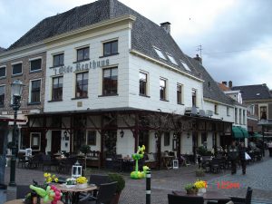 Buitenschilderwerk restaurant 't Olde Regthuys in Elburg